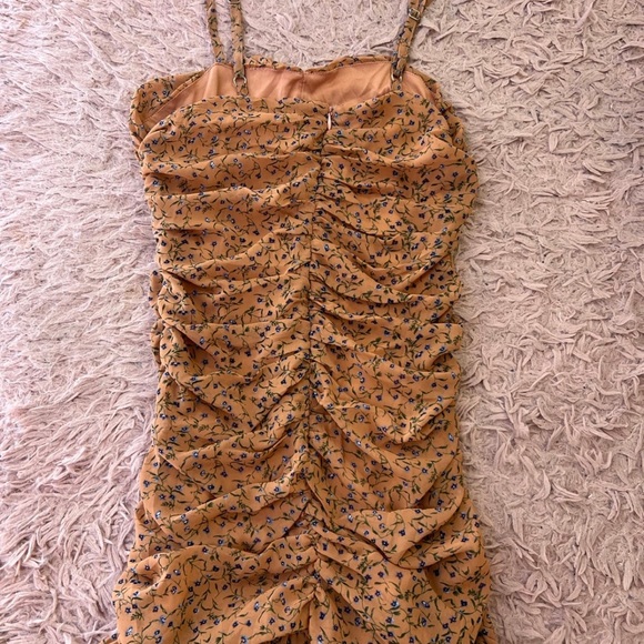 Floral dress - Picture 4 of 6